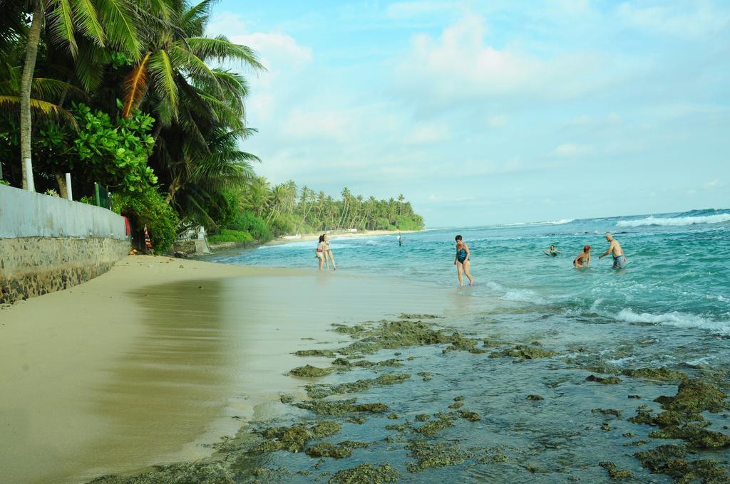 Villa Thalpe Breeze Unawatuna Buitenkant foto